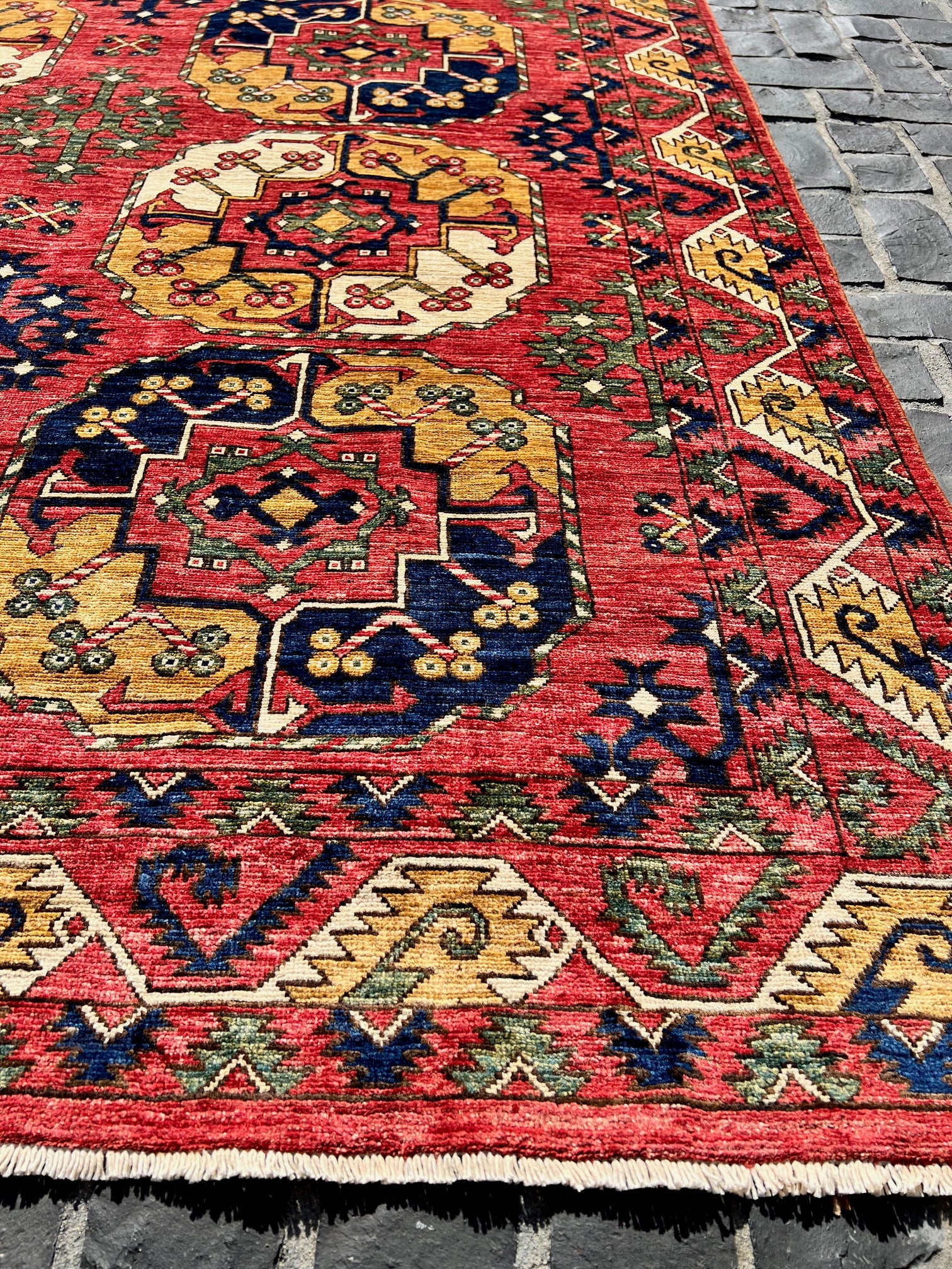 C72/256 Afgan Rug