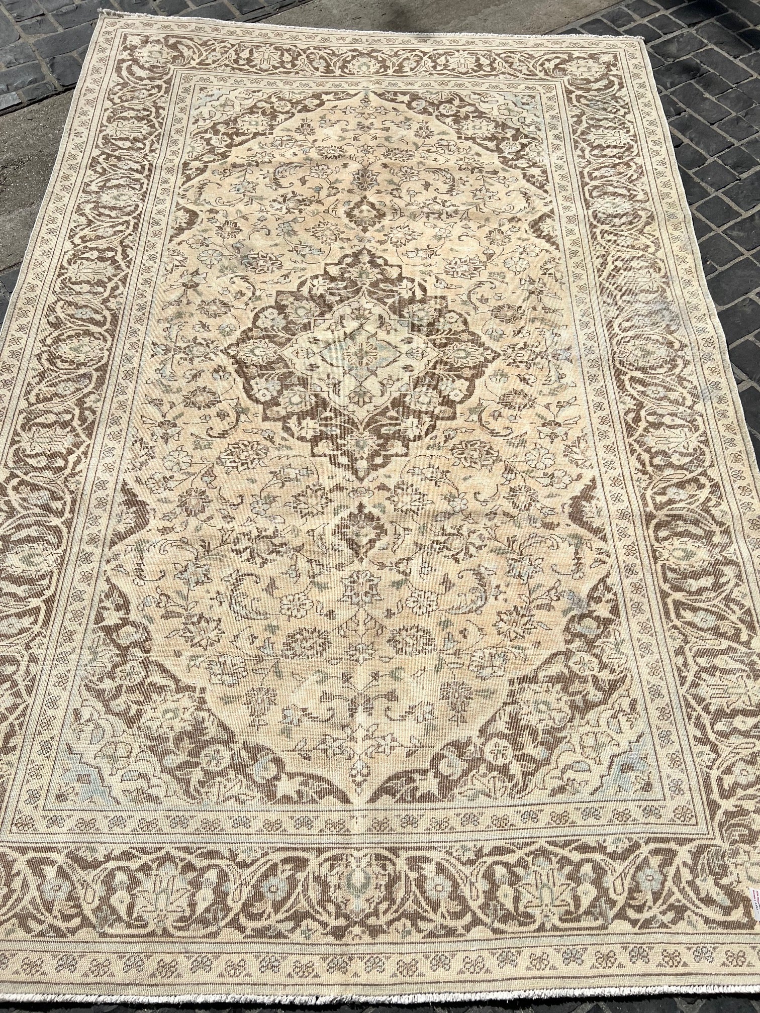 P927/97/G508 Iran Rug