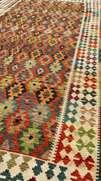 C83/373 Kilim
