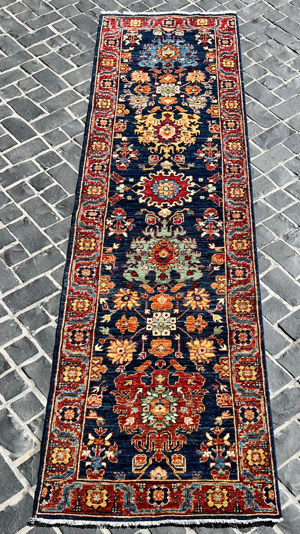 C47/199 Traditional Runner