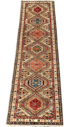 C33/152 Traditional Runner