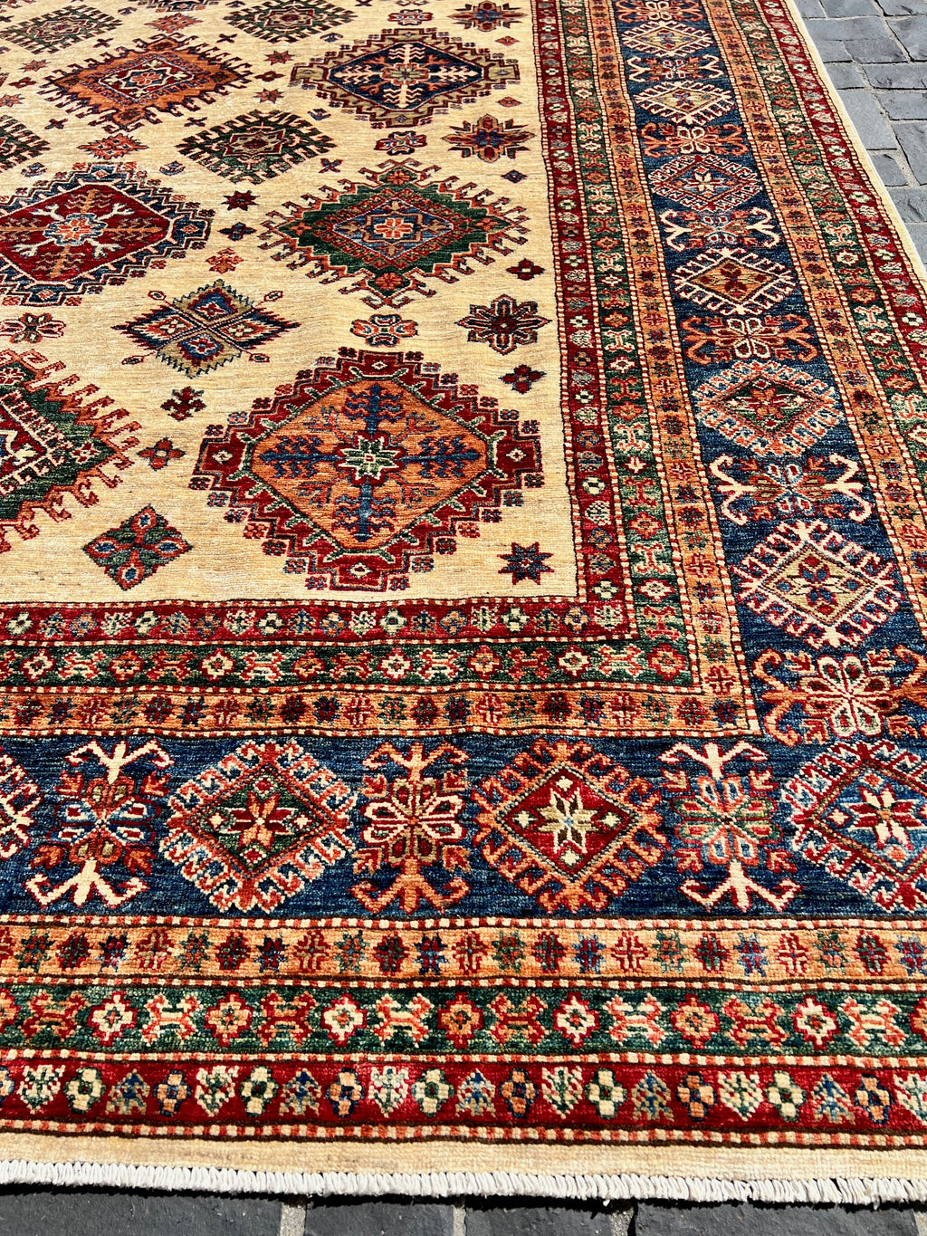 C21-119 Afgan Kazak Rug