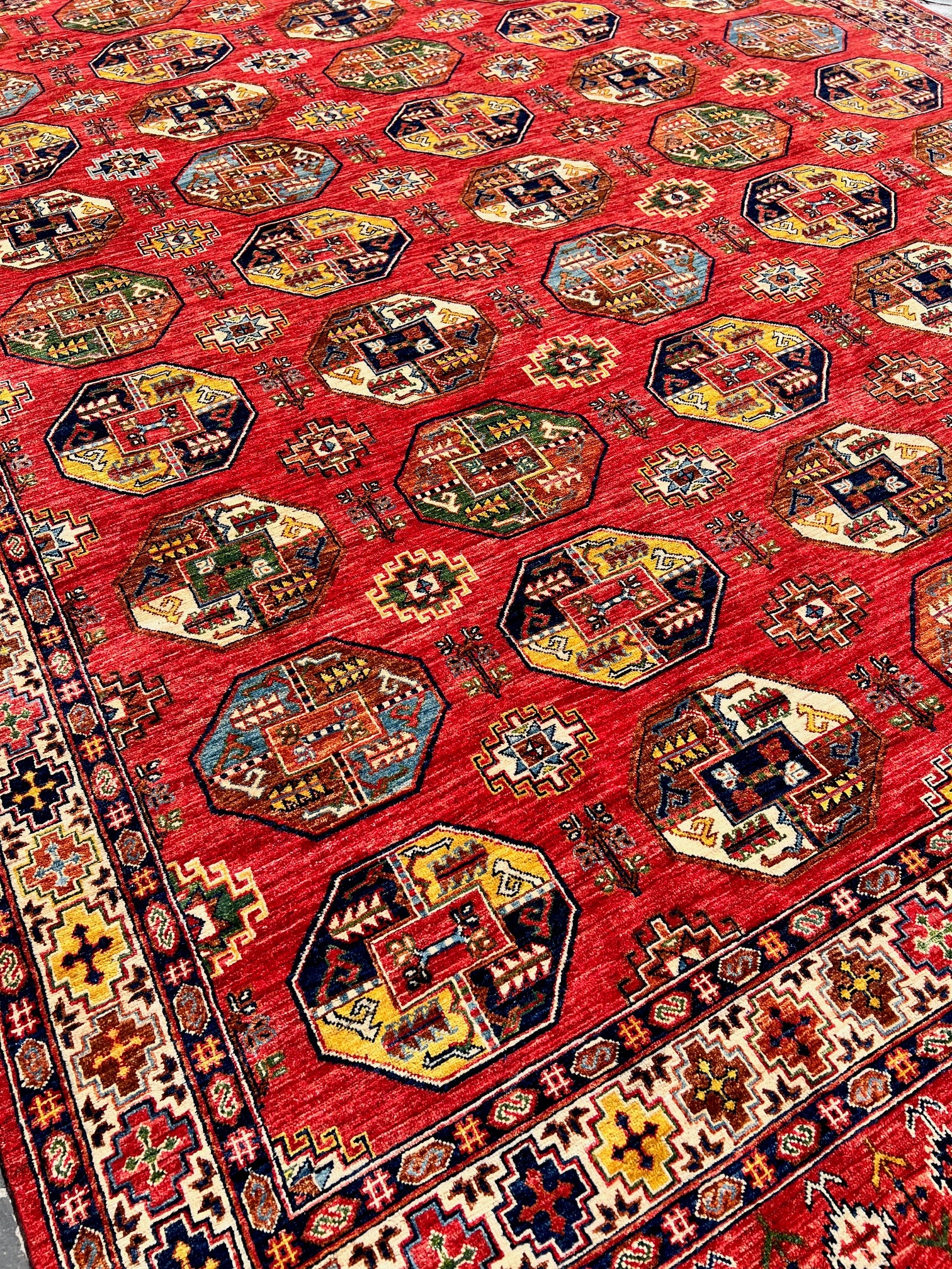 C71-255 Turkman Rug