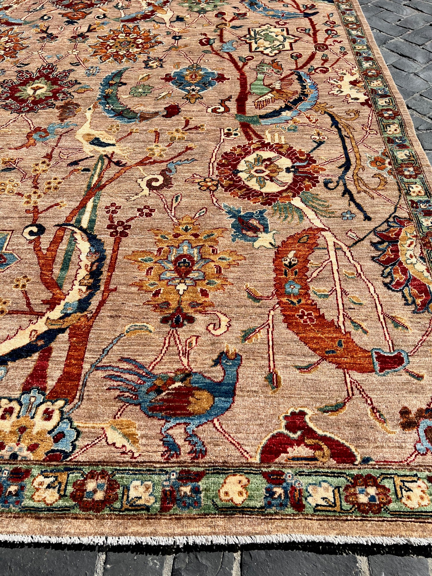 C42-187 Mahal Rug