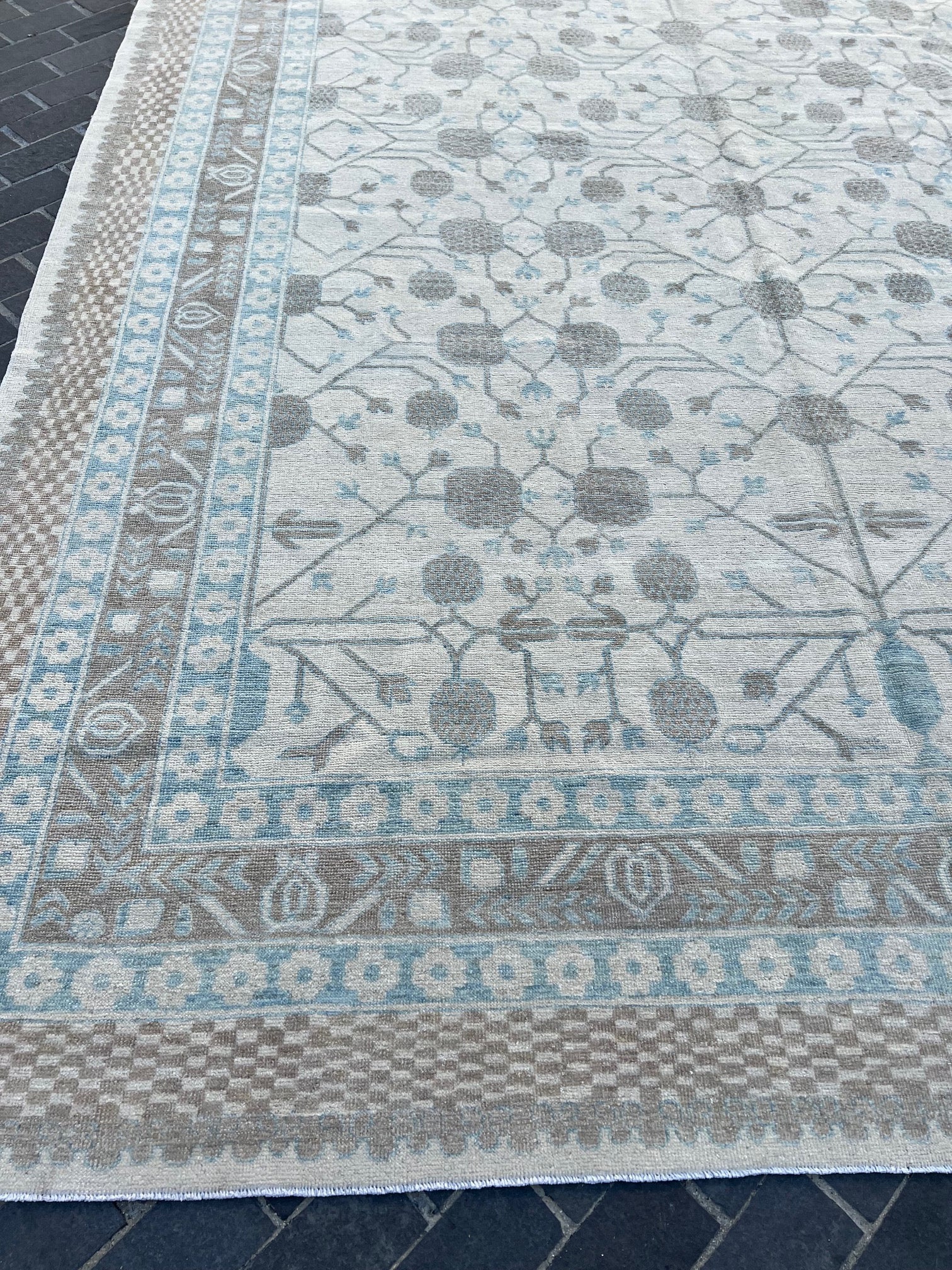 C-19 Afghan 9'2" x 12'