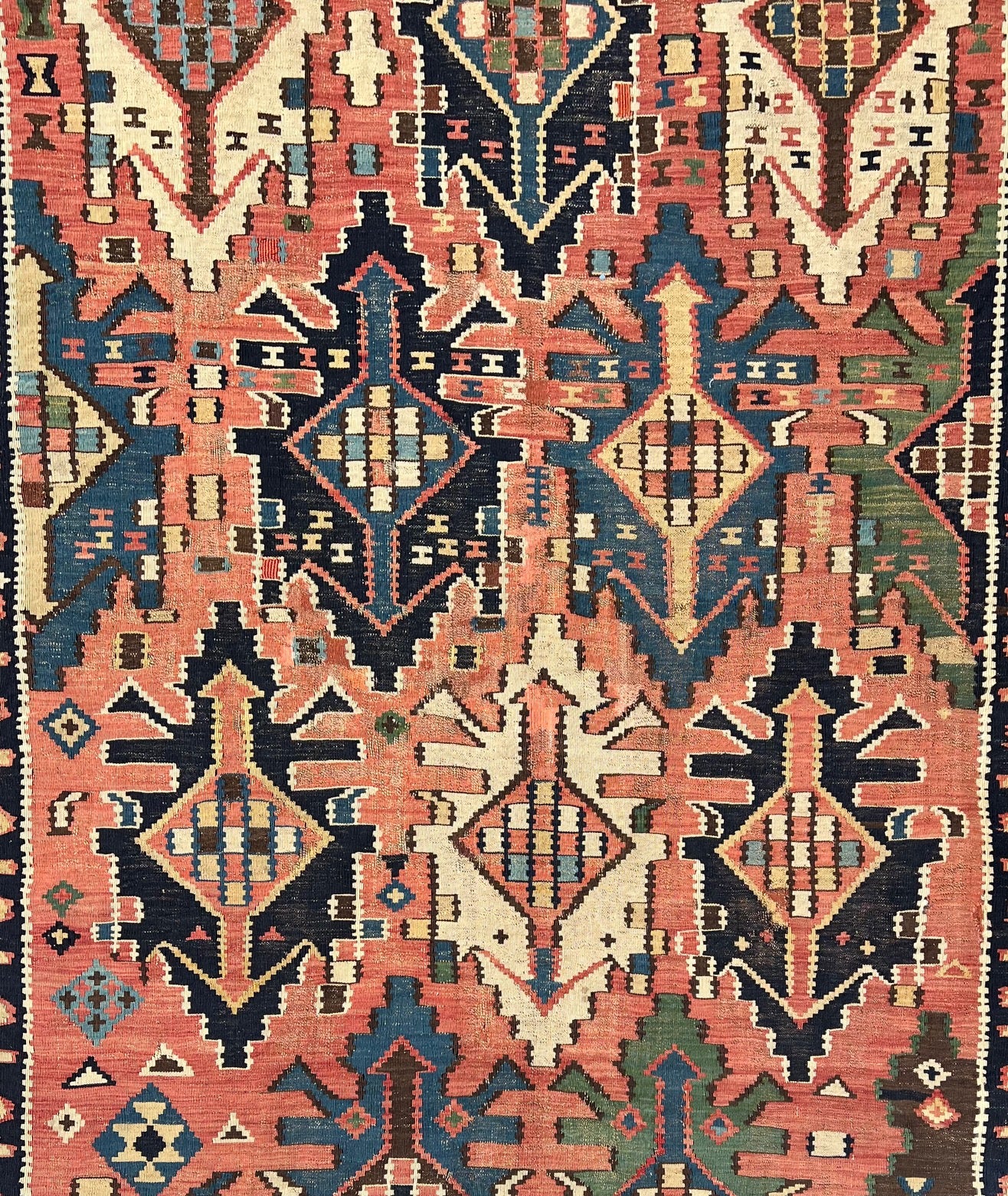 W81025 Kilim