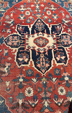 8/825 Antique Geometric Serapi