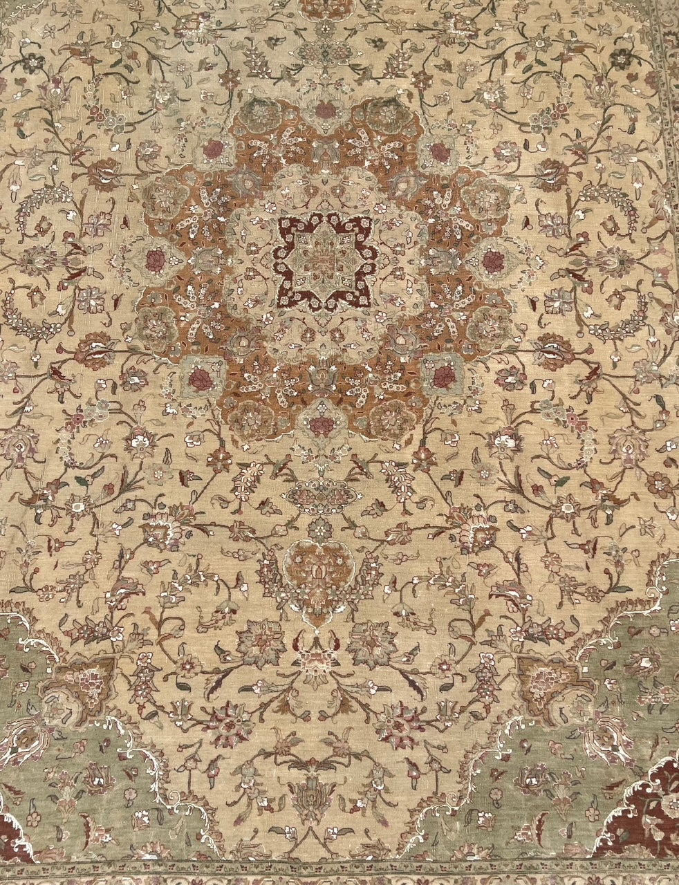 AC-1 Vintage Tabriz 8'x11'1"