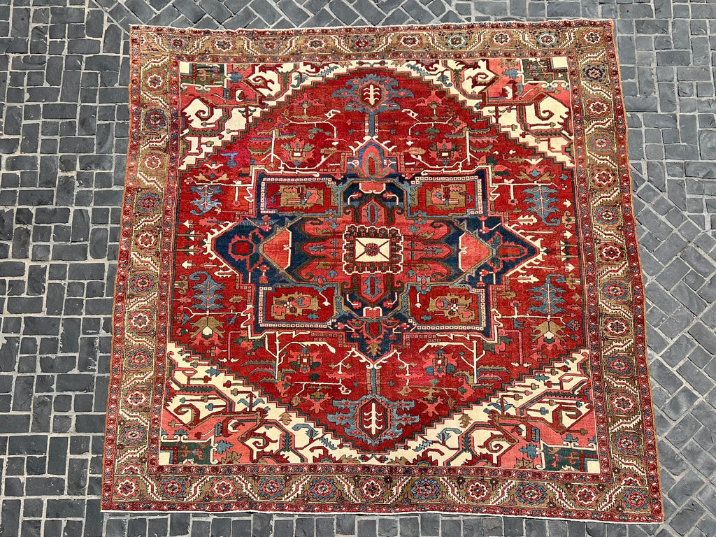P82525 Antique Iran Heriz 9'10"x9'10"