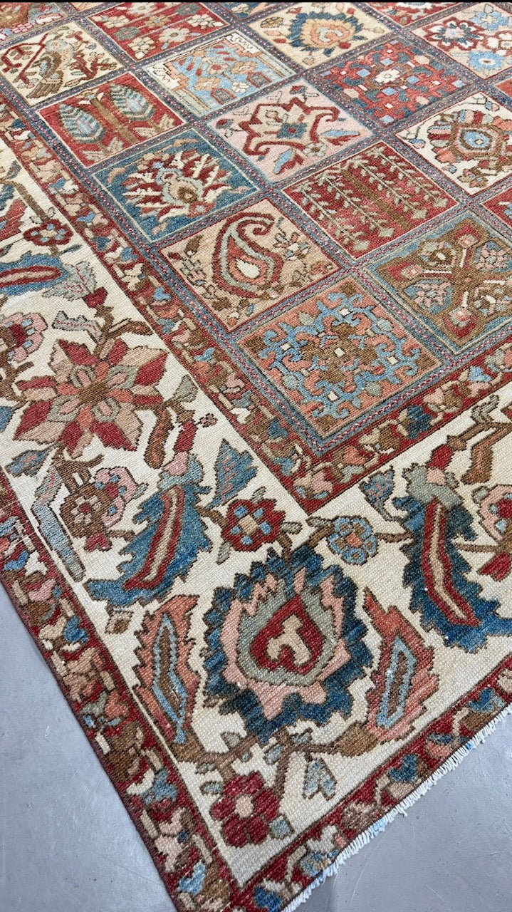 61335 Antique Persian Bakhtiar carpet 10'5" x 11'1"