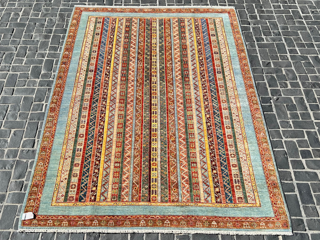 C05/28 Traditional Rug