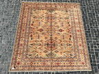 C38/392 Traditional Rug