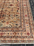 C38/392 Traditional Rug