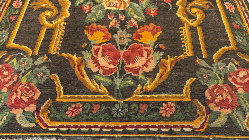 37910 Old Kilim 5'11"x9'5"