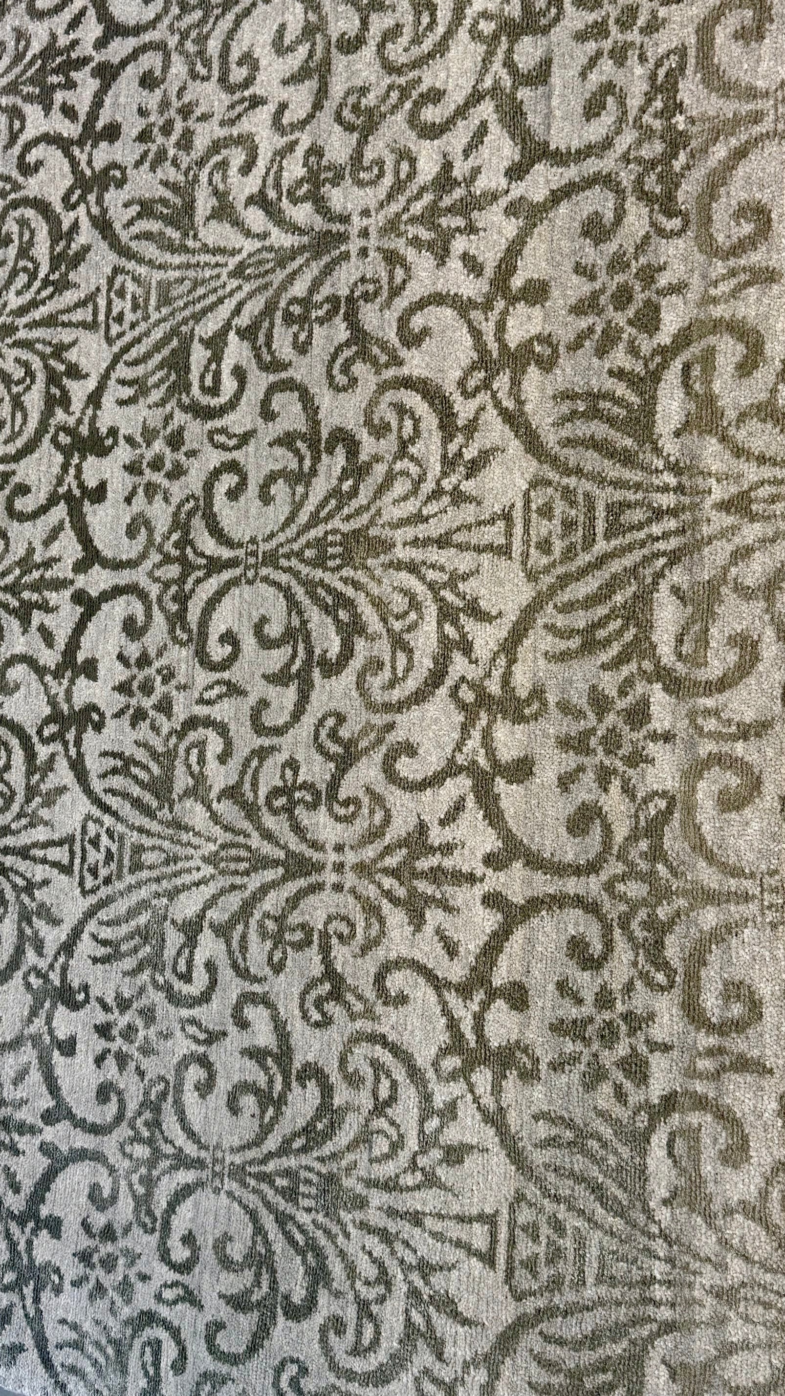 59346 Wool & Silk Rug