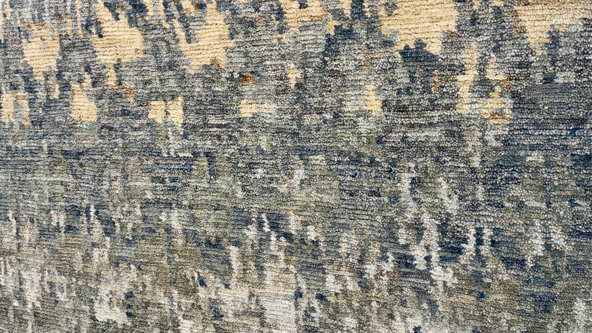 62178 Irezumi PW Blue Mantis Modern Rug