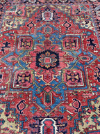 92425 Antique Iran Heriz Karajeh