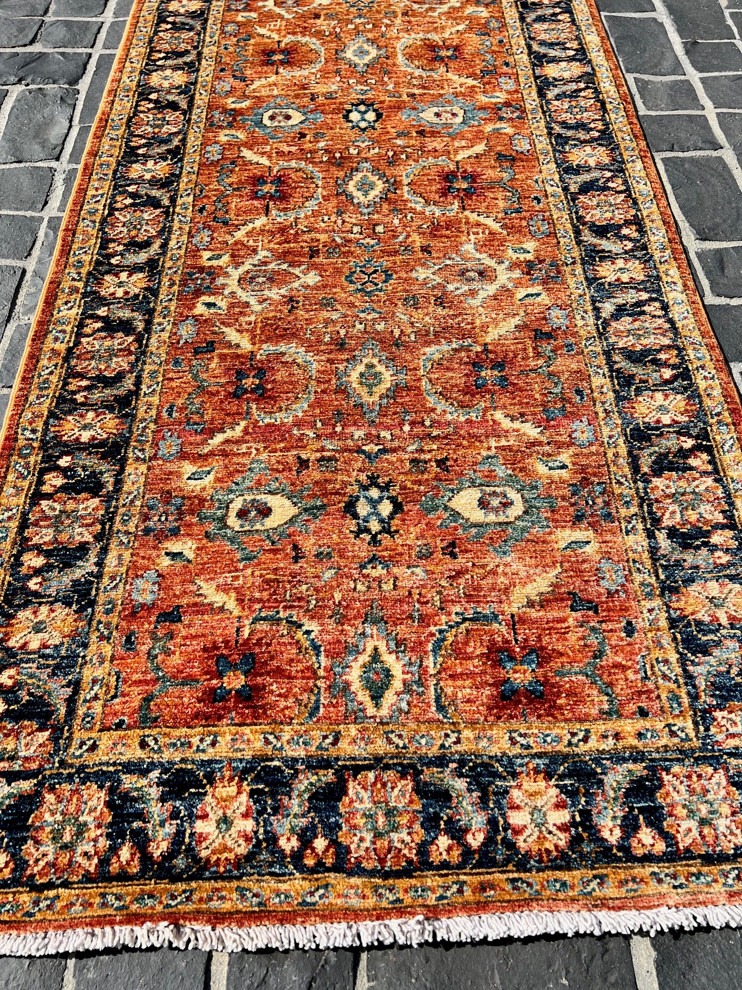 C/8/L16 Afgan Runner