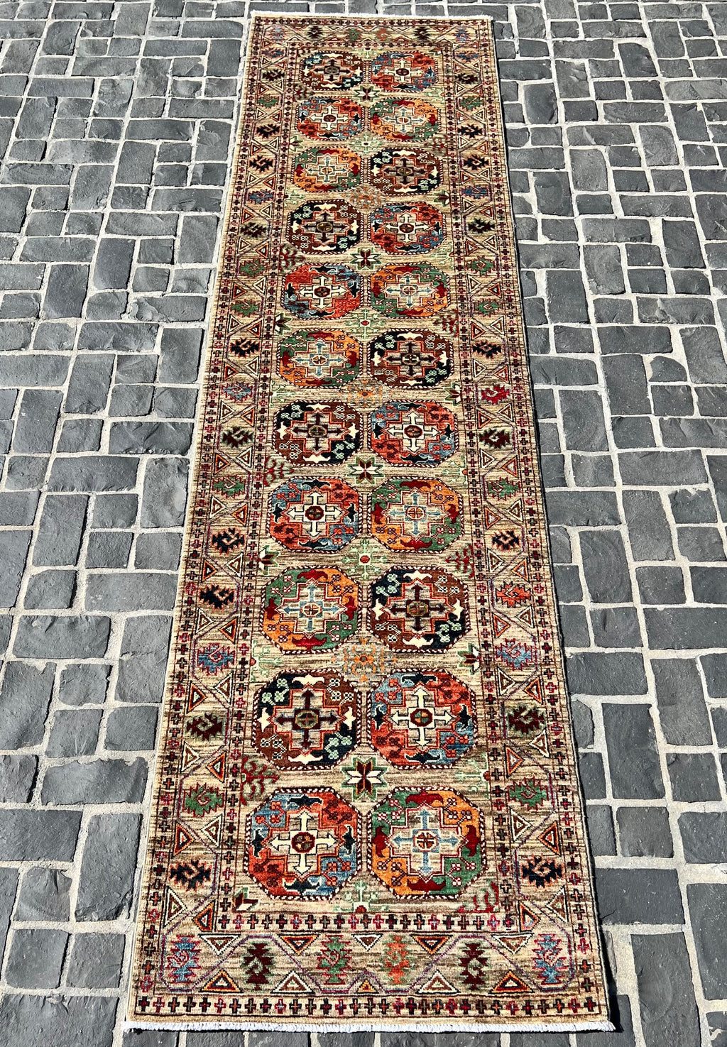 1022/2276 Afgan Runner