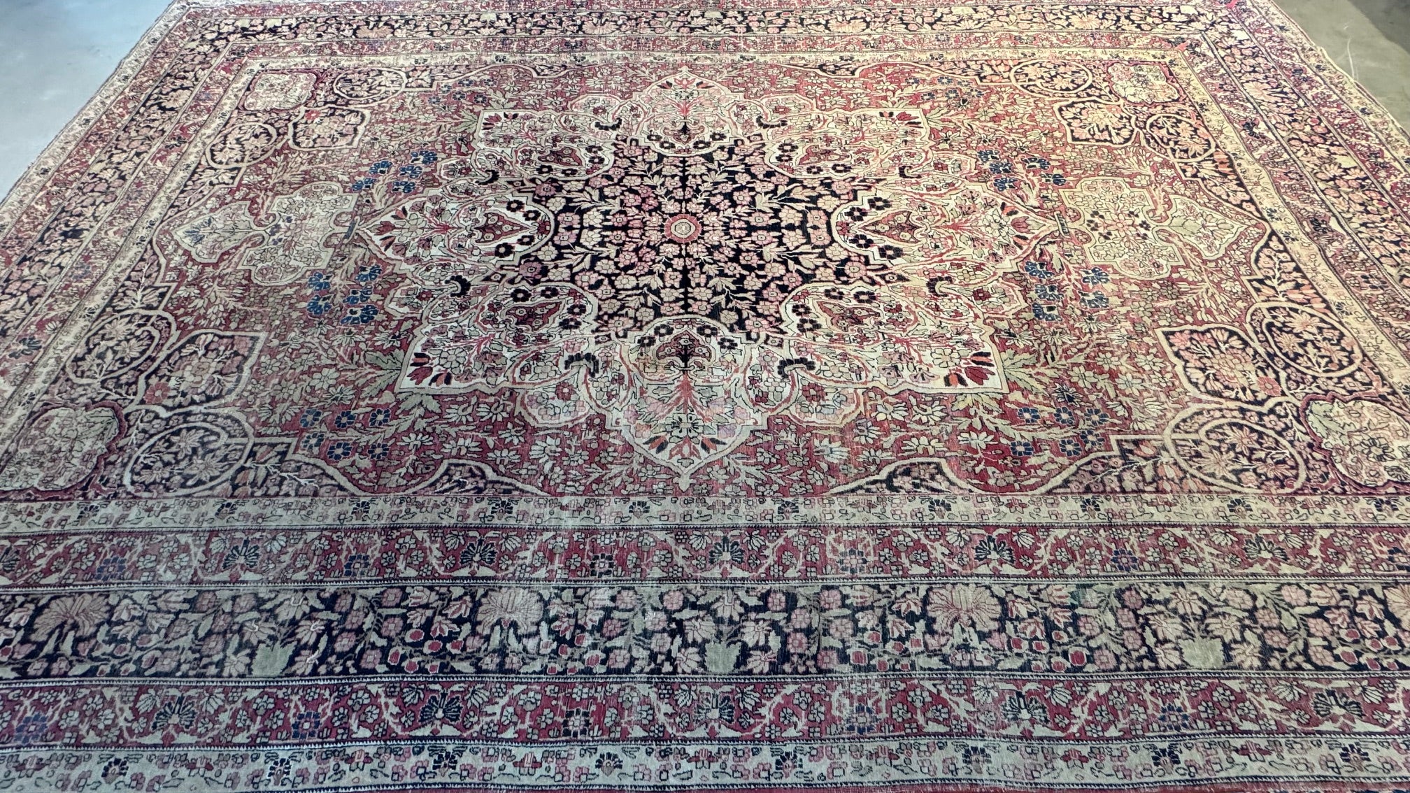 62299L Antique Lavar Rug
