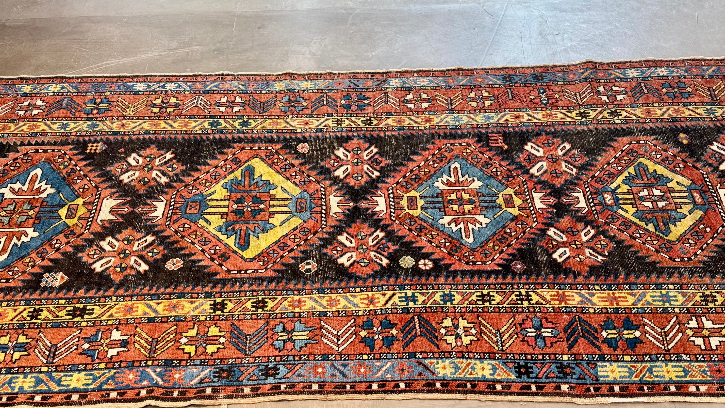60578 Antique Shirvan 3.08x12.02