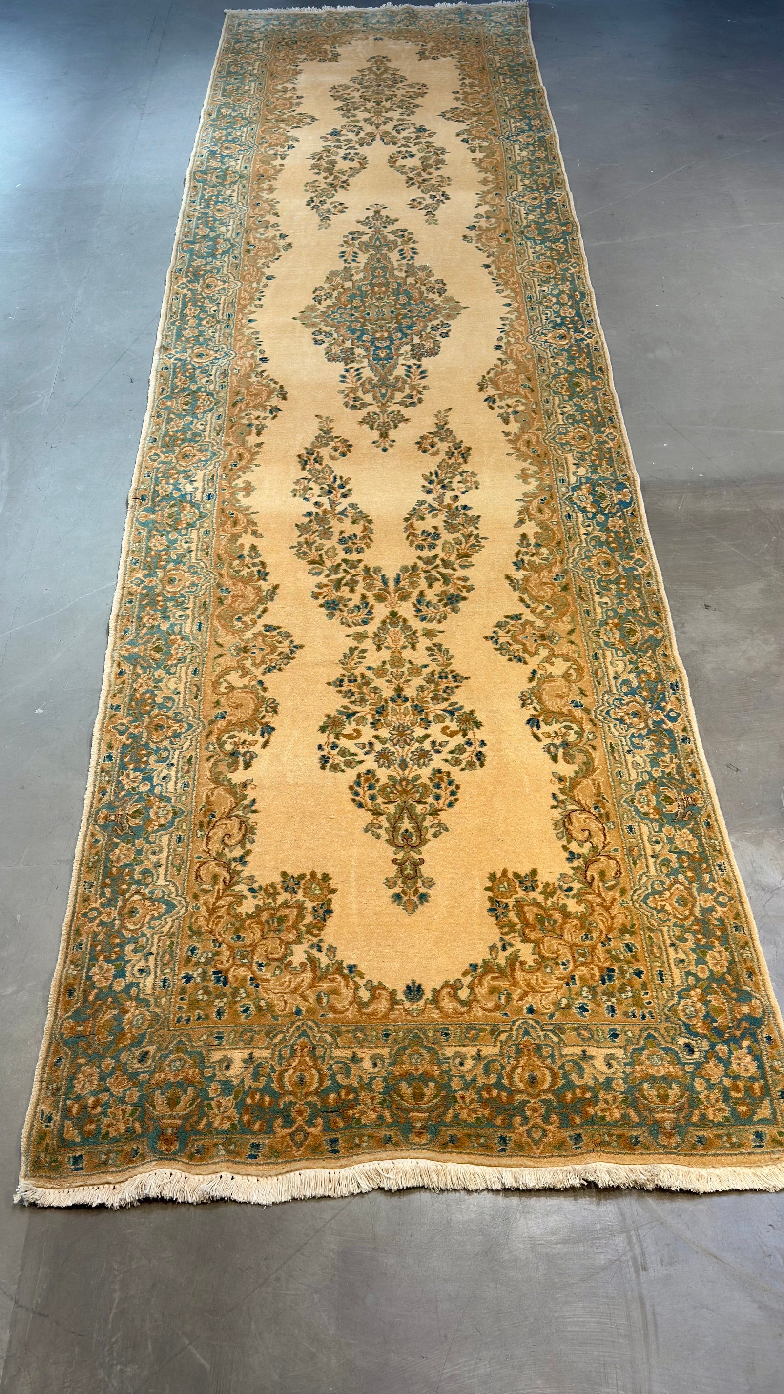 51576 Vintage Kerman 4.0x16.0