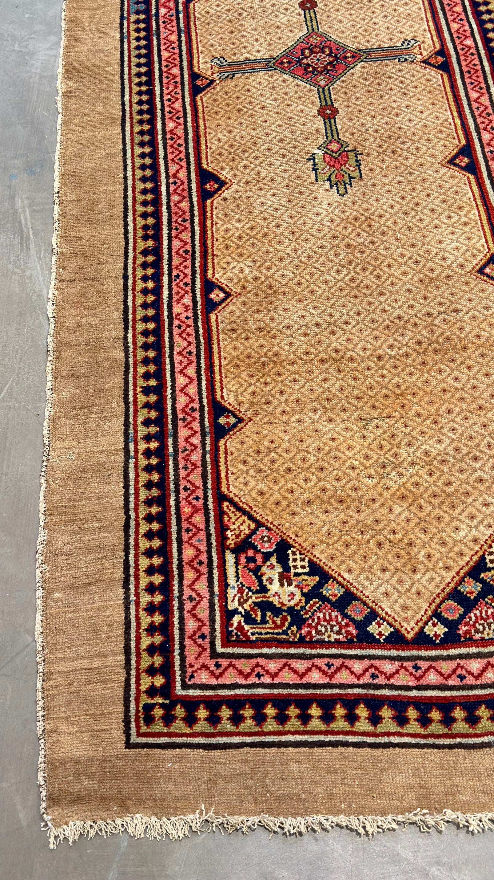 60088B Antique Sarab Runner