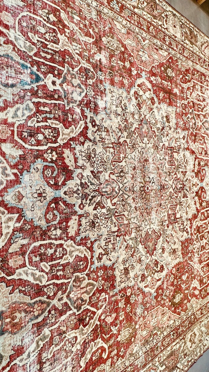 61333 Antique Persian Bakhtiari Oversize 12'5" x 18'7"