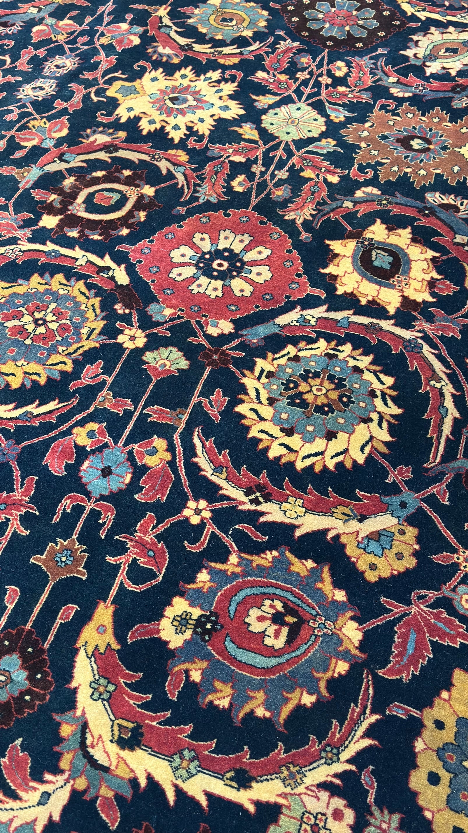 37472 India Sultana Rug