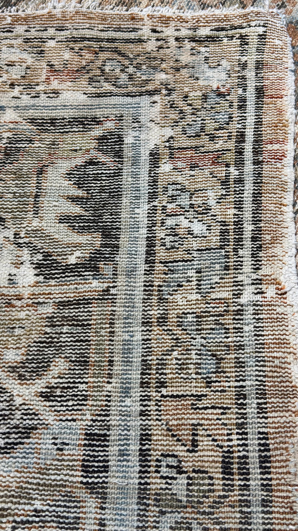 63007 Antique Mahal 7'10" x 12'10"