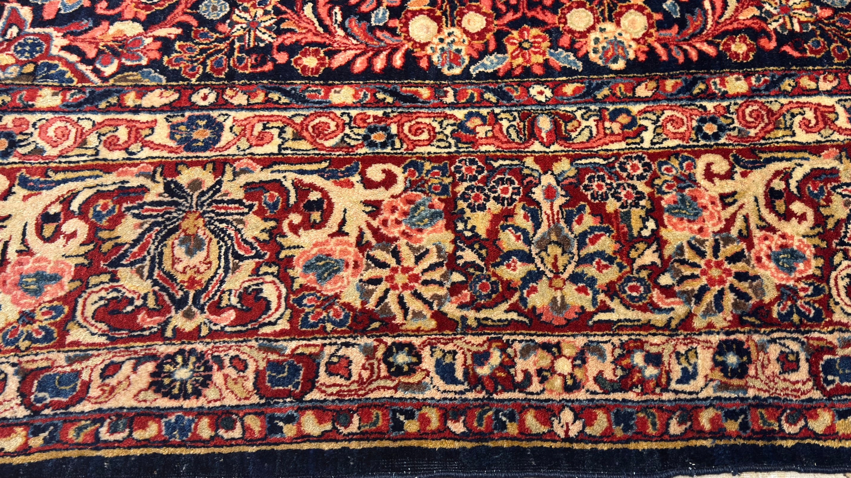 59155 Old Saruk Rug Size 8'5" x 11'7"