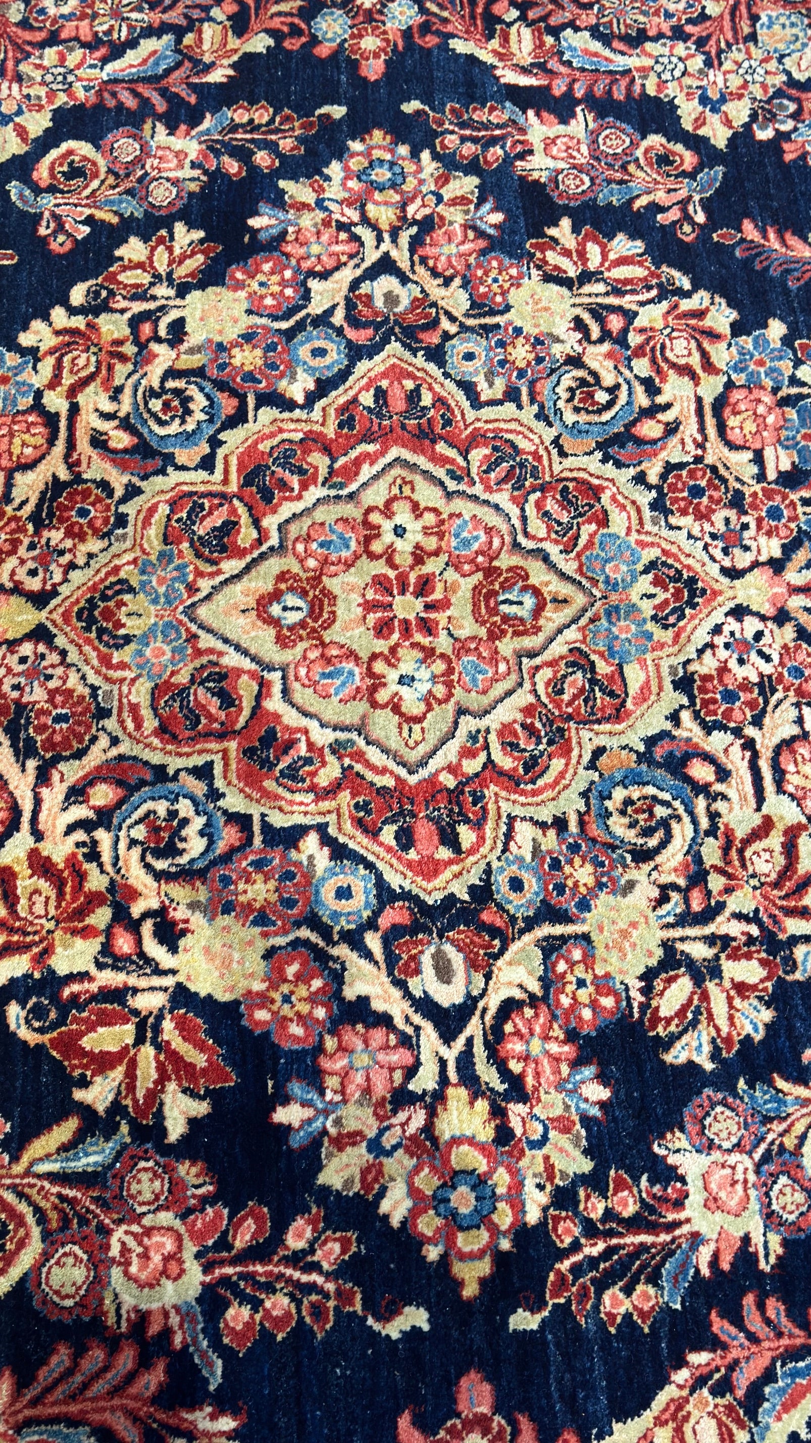 59155 Old Saruk Rug Size 8'5" x 11'7"