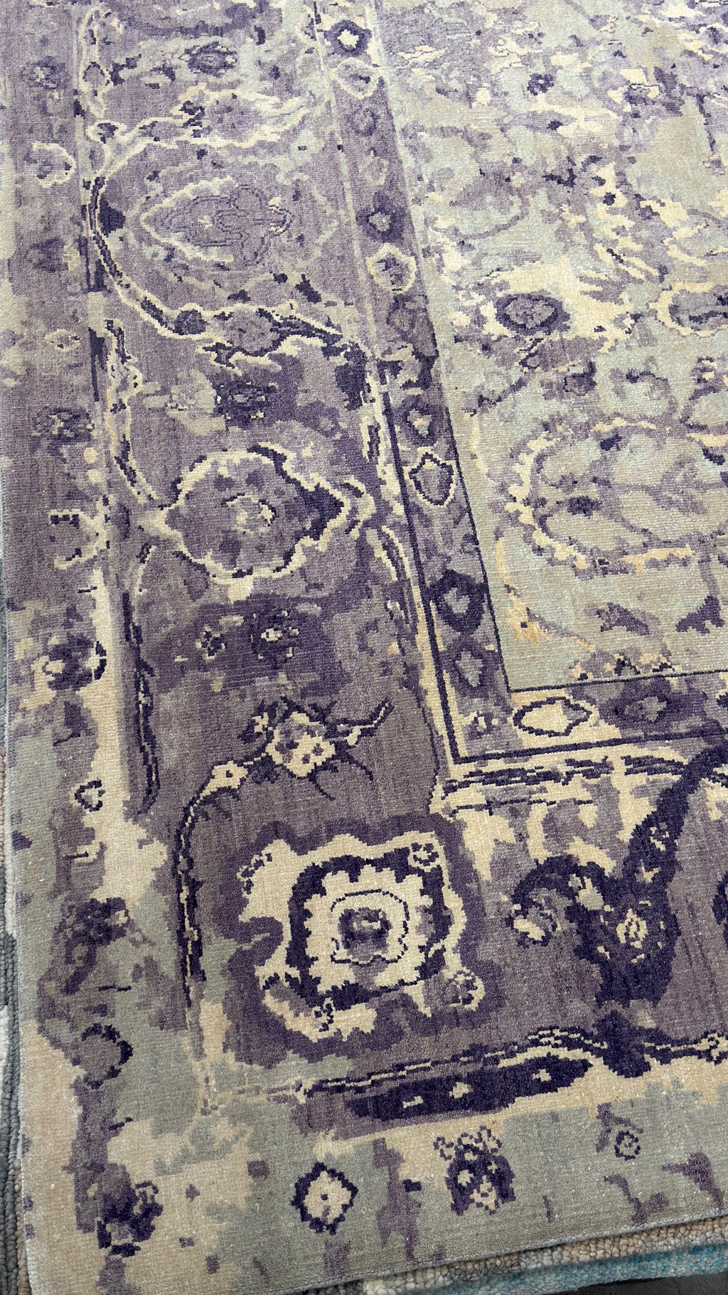 55145 Wool Silk Rug