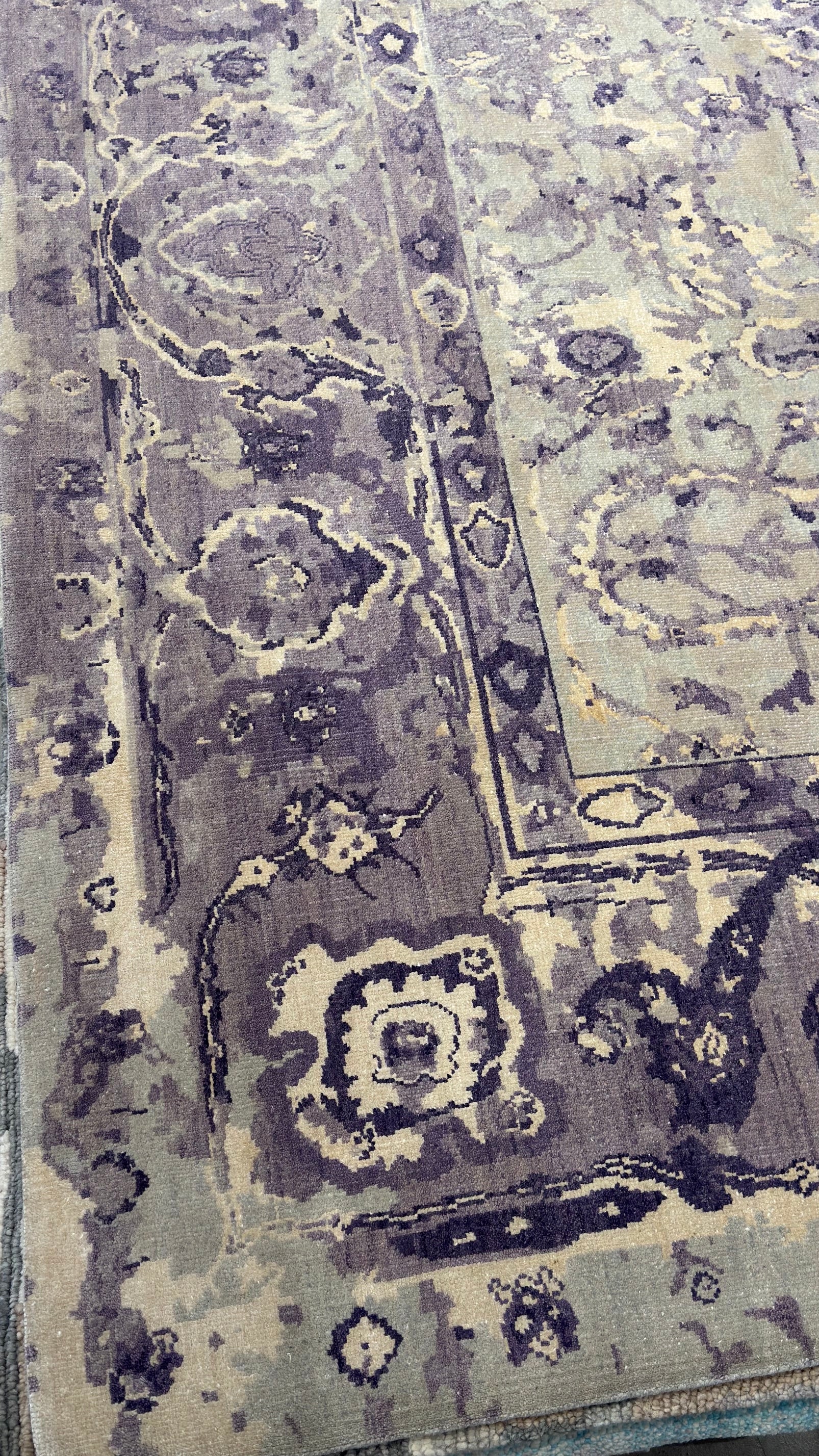 55145 Wool Silk Rug
