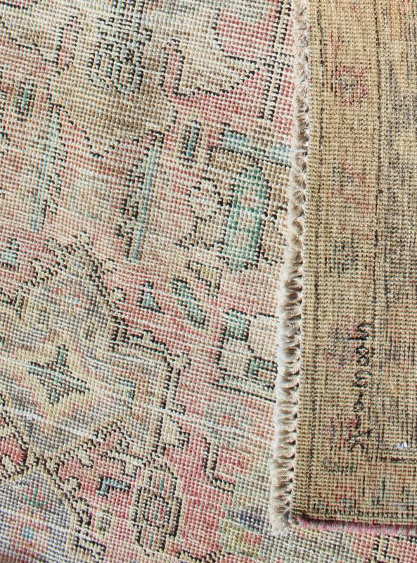 6Y60059 Vintage Persian 6'6" x 9'4"