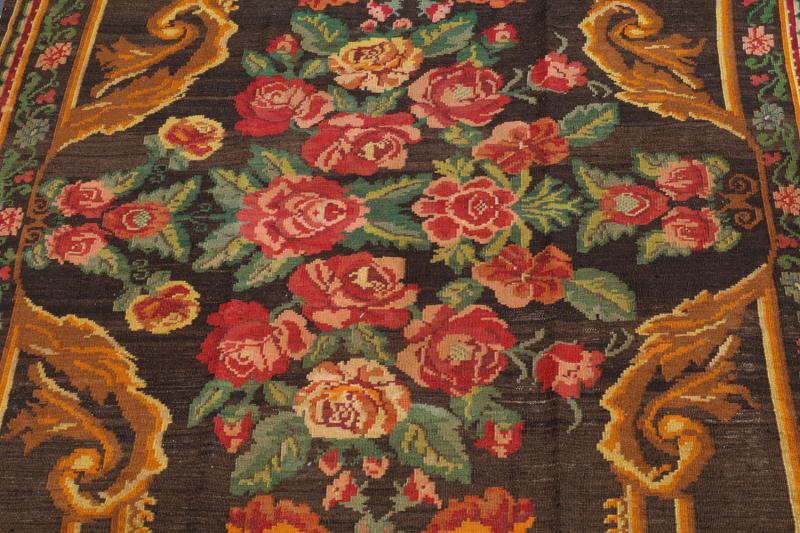 37910 Old Kilim 5'11"x9'5"