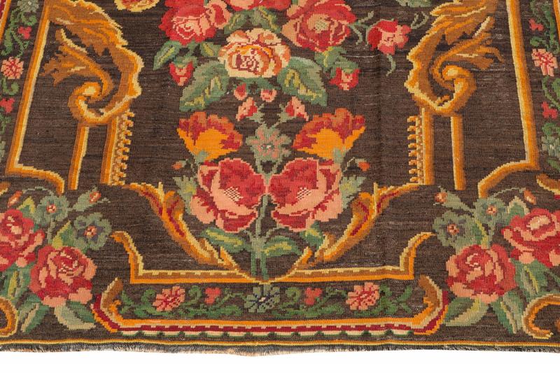 37910 Old Kilim 5'11"x9'5"