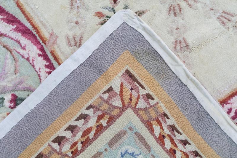 39135 ANTIQUE Hooked Savonnerie design Oversize rug 10x16