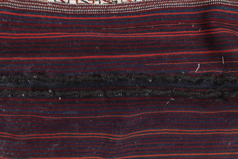 39479 Antique Bakhtiari wool Saddlebag 4'5"x3'2"