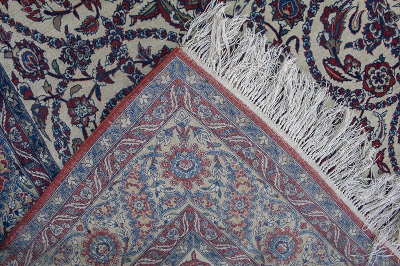 61291 Fine Isfahan 7'4"x4'5"