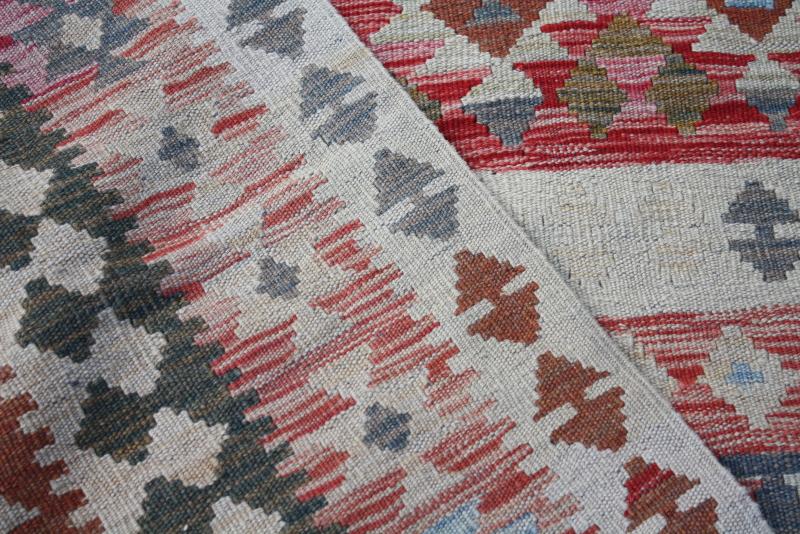 58676 Oversized Kilim 9'8"x16'7"