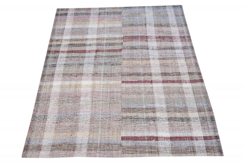 60376 Vintage Turkish Handmade Flatweave Rug Size 9'8"x6'9"
