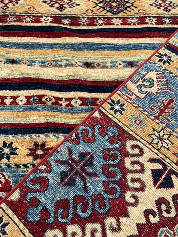 C6090082 Oversize Khor 9'9"x16'1"