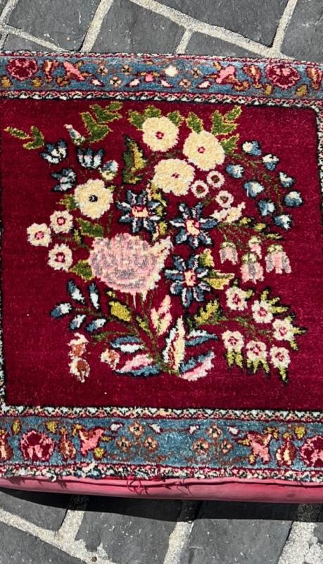 61883 Antique Pillow #13 26"x21"