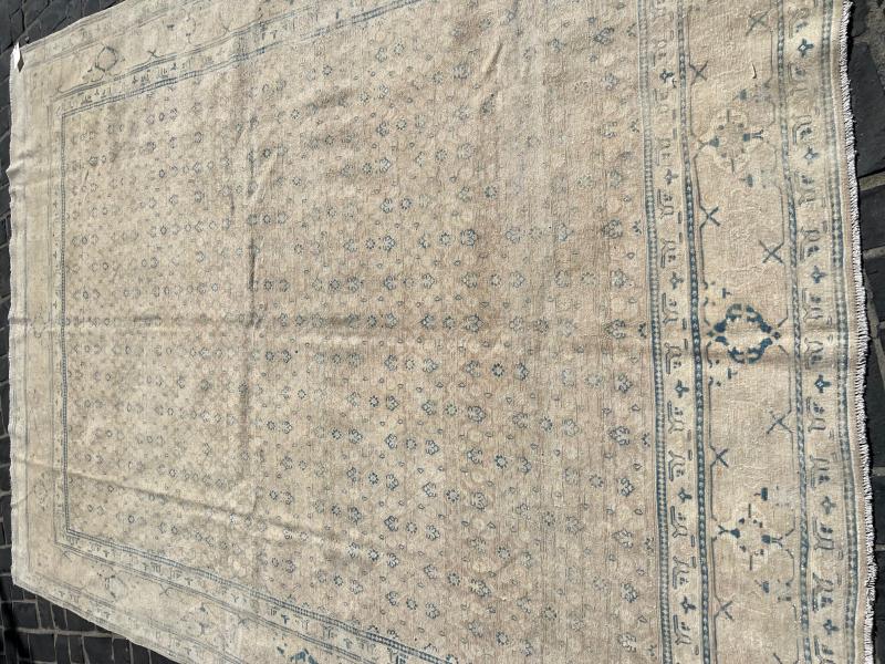 64128 Antique Tabriz 7'1"x9'10"