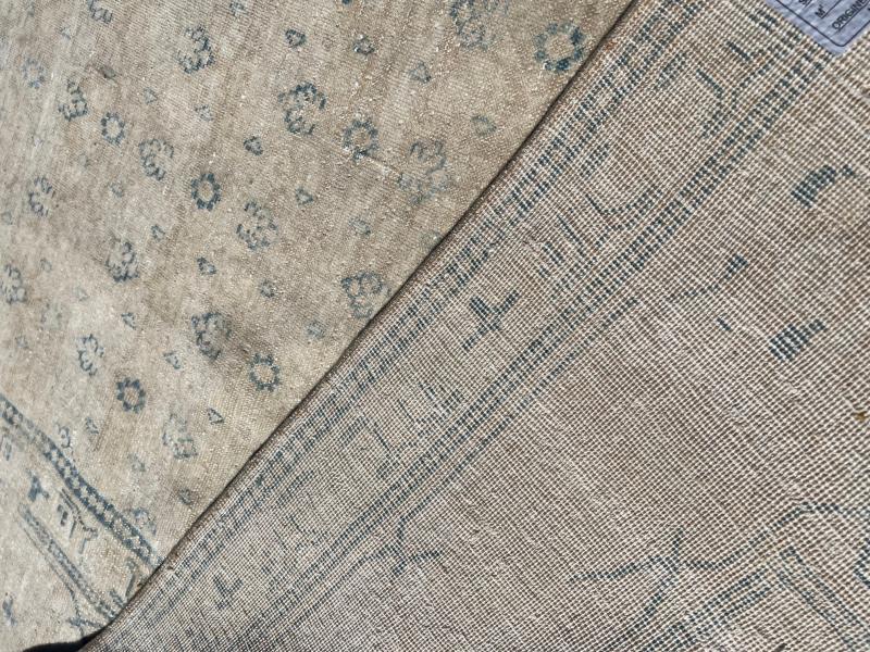 64128 Antique Tabriz 7'1"x9'10"